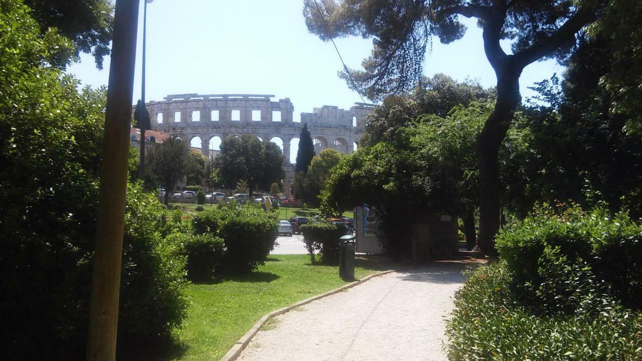 PUY Colosseum Apartment מראה חיצוני תמונה